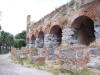 File:Flavian Amphitheater (Pozzuoli) - Strutture antisismiche.jpg